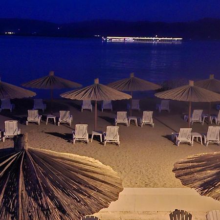 Hotel Moms House Golubac Exterior foto